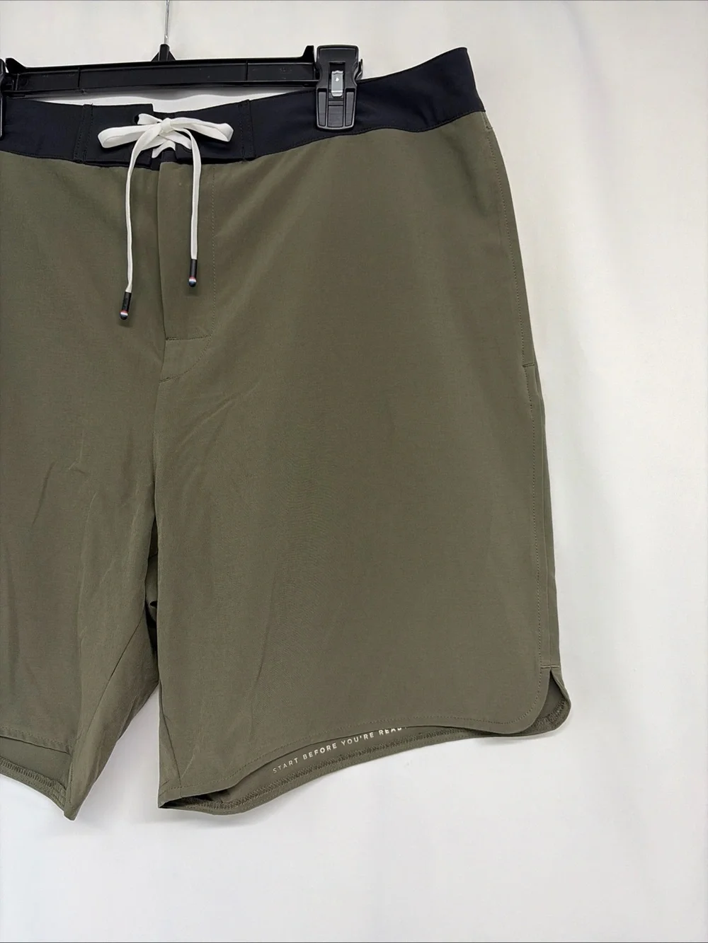 4 FourLaps Mens Size 36 Olive Green Black Band Lightweight 8” Board Shorts
